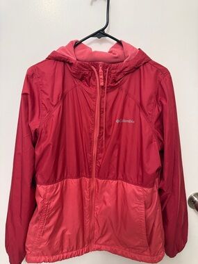 Columbia Women's Two-Tone Coral & Raspberry Hooded Lightweight Jacket